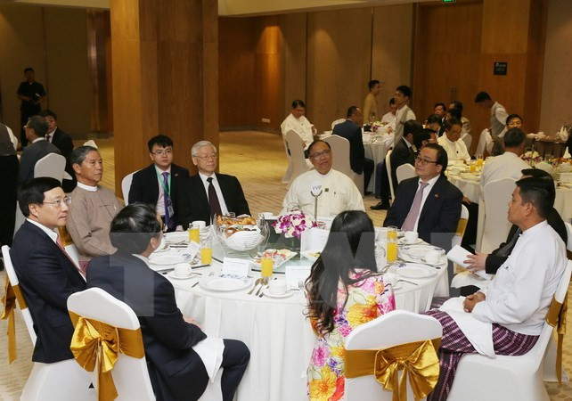 Party leader meets leading Vietnamese, Myanmar firms ảnh 1 Party leader meets leading Vietnamese, Myanmar firms ảnh 1