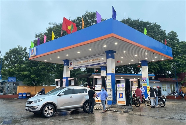 MoIT proposes adjusting fuel prices every Thursday ảnh 1