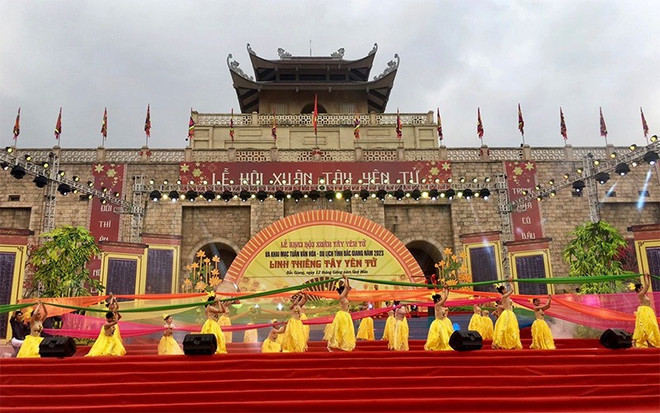 Tay Yen Tu Spring Festival takes place in Bac Giang ảnh 1