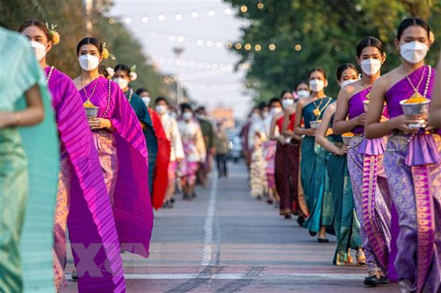 Thai economy may grow 4% this year ảnh 1