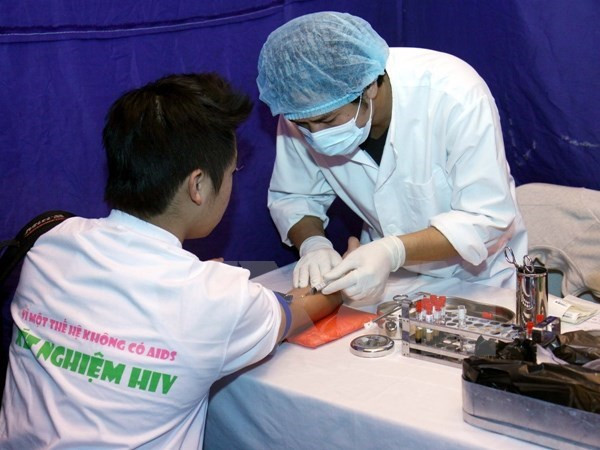 Vietnam secures more funds for HIV/AIDS prevention programme ảnh 1