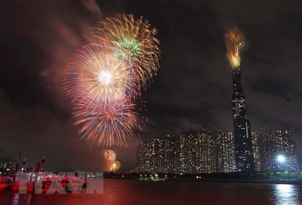 HCM City cancels fireworks celebrating National Reunification Day ảnh 1 HCM City cancels fireworks celebrating National Reunification Day ảnh 1