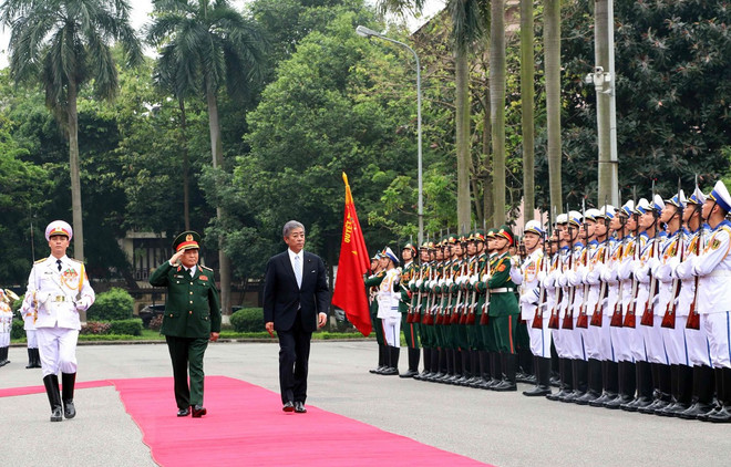 Vietnam, Japan reinforce defence links ảnh 1