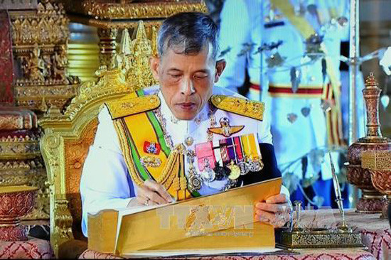 Thai King grants royal pardons for prisoners ảnh 1