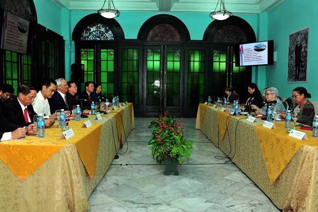 Vietnam, Cuba share experience in policymaking ảnh 1