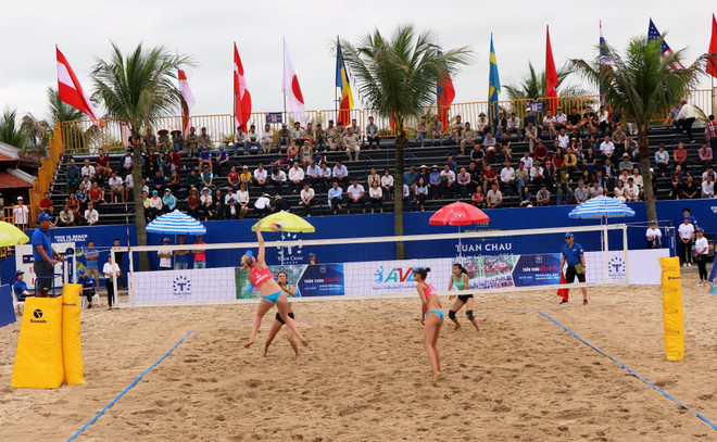 Int’l female beach volleyball tournament kicks off in Quang Ninh ảnh 2