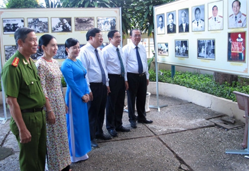 Exhibition on 100 years of transport in Can Tho opens ảnh 1 Exhibition on 100 years of transport in Can Tho opens ảnh 1