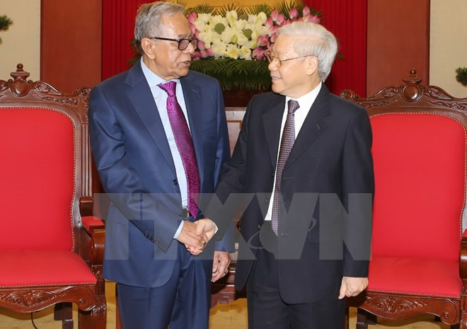  Party chief receives Bangladeshi President ảnh 1