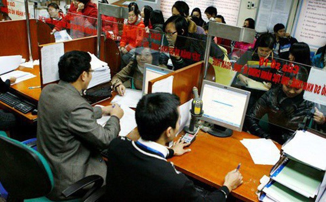 Move to slash number of State workers ảnh 1