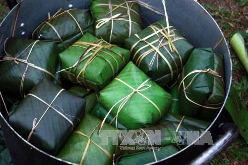Chung cakes made for poor people ahead of Tet ảnh 1 Chung cakes made for poor people ahead of Tet ảnh 1