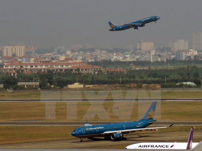 Airports serve 94 million passengers in 2017 ảnh 1