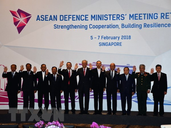 Vietnam attends ADMM Retreat in Singapore ảnh 1