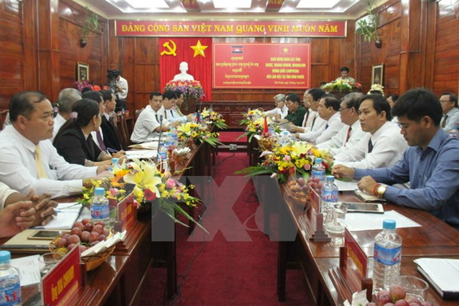 Binh Phuoc, Cambodia’s Kratie province step up co-operation ảnh 1