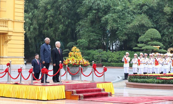 Party leader, President chairs welcome ceremony for Indian President ảnh 1