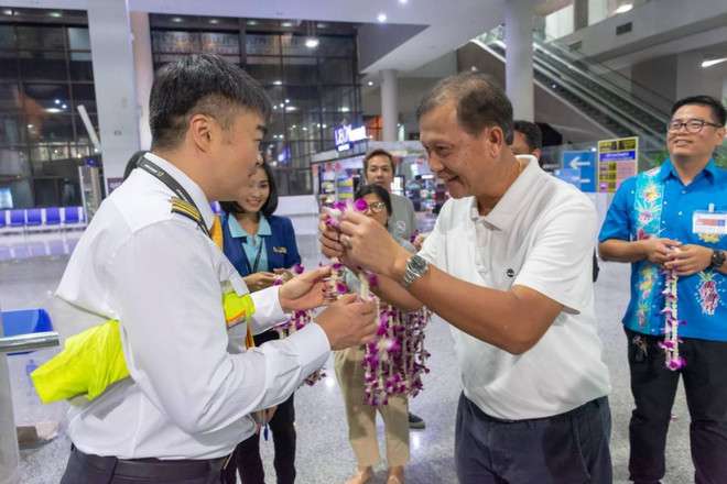 Southern Thai province welcomes inaugural flight from Kunming ảnh 1