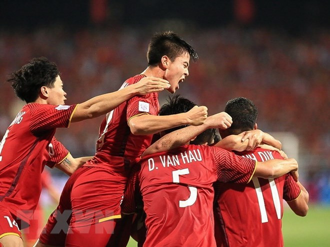 Three Vietnamese players named in AFF Cup Best XI ảnh 1