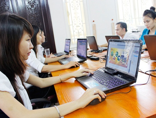 Retailers look for e-commerce uplift ảnh 1 Retailers look for e-commerce uplift ảnh 1