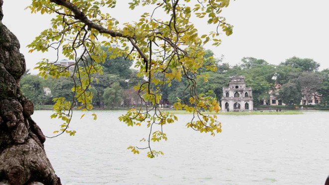 Photo exhibition reflects modern Hanoi ảnh 1