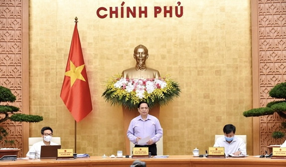 PM chairs Government meeting on law building ảnh 1 PM chairs Government meeting on law building ảnh 1