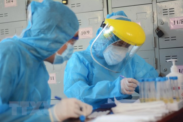 Vietnam reports two more COVID-related deaths ảnh 1