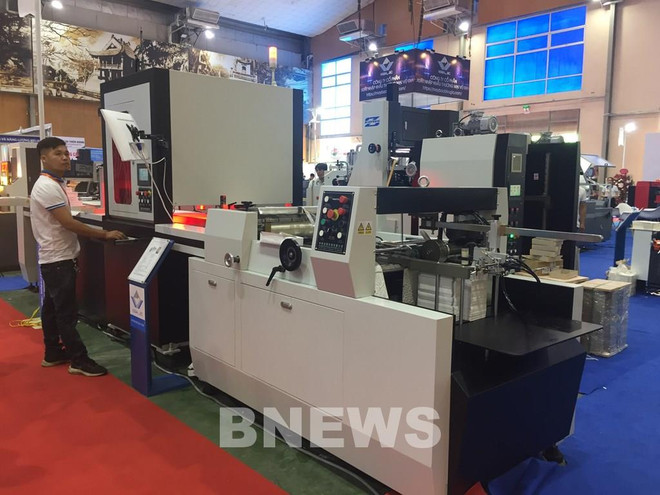 Exhibition spotlights advanced advertising technologies ảnh 1