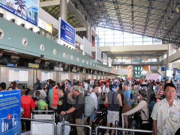Number of delayed, cancelled flights decline ảnh 1