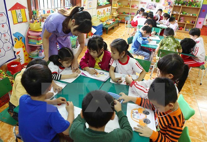 Vietnam makes strides in child education ảnh 1