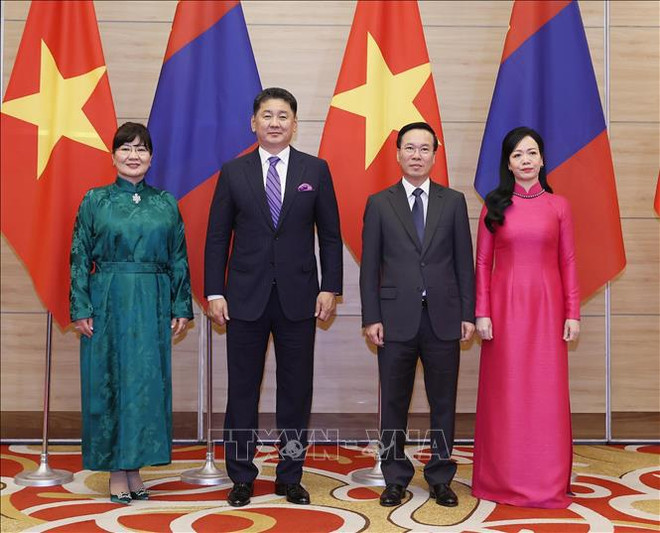 Mongolian President wraps up State visit to Vietnam ảnh 1