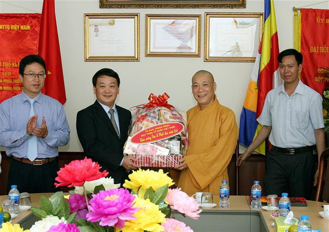 VFF Vice President sends wishes on Lord Buddha’s birthday ảnh 1 VFF Vice President sends wishes on Lord Buddha’s birthday ảnh 1