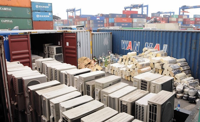 Banned goods found in containers at major ports ảnh 1 Banned goods found in containers at major ports ảnh 1