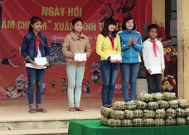Tet gifts, charitable grants for impoverished people nationwide ảnh 1 Tet gifts, charitable grants for impoverished people nationwide ảnh 1