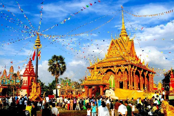 PM extends greetings to Khmer people on Chol Chnam Thmay ảnh 1