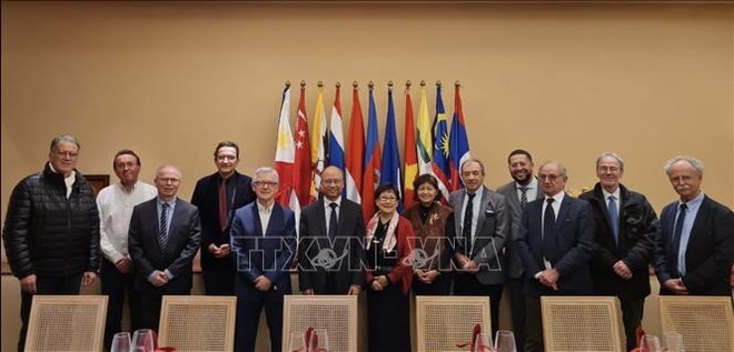 Ambassador hails contribution of France-Vietnam medical federation to bilateral ties ảnh 1 Ambassador hails contribution of France-Vietnam medical federation to bilateral ties ảnh 1