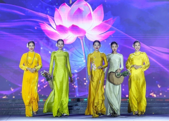 HCM City festival to help spread love for Ao Dai ảnh 1 HCM City festival to help spread love for Ao Dai ảnh 1