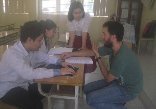 HCM City to help sight-impaired students with Braille book ảnh 1