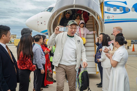 Over 3,600 foreign visitors arrive in Khanh Hoa in first two days of 2023 ảnh 1 Over 3,600 foreign visitors arrive in Khanh Hoa in first two days of 2023 ảnh 1