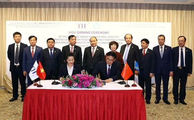 Vietnam ships milk to China for first time ảnh 2 Vietnam ships milk to China for first time ảnh 2