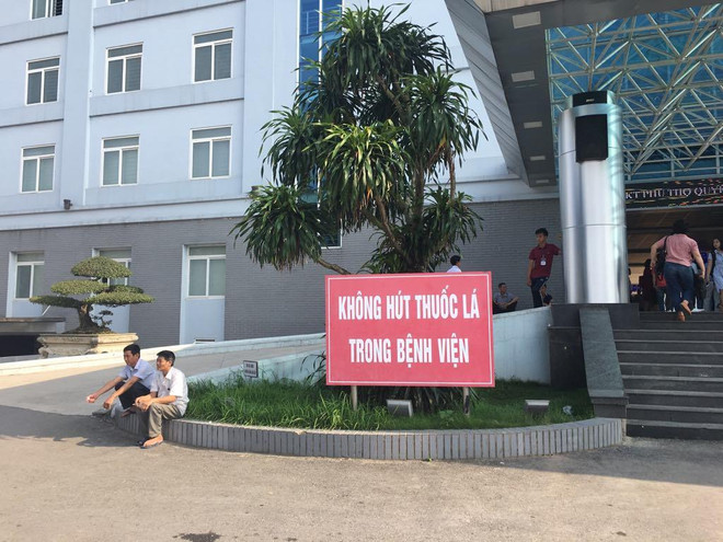 Hanoi, HCM City build smoke-free environments in public areas ảnh 1