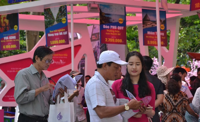 HCM City Tourism Festival draws 350,000 visitors ảnh 1