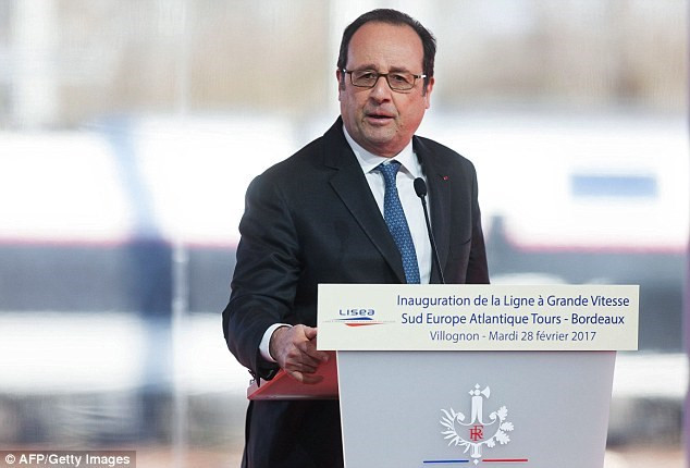 Malaysia, France boost economic, defence ties ảnh 1
