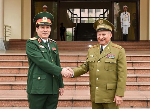 Vietnam, Cuba foster defence relations ảnh 1