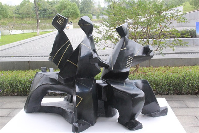 Exhibition honours icons of Vietnamese sculpture ảnh 1