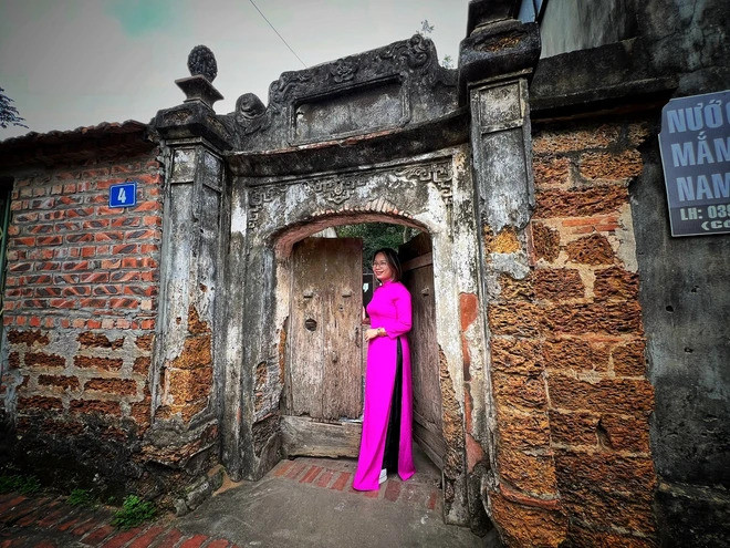 Duong Lam ancient village offers glimpse into traditional life ảnh 3