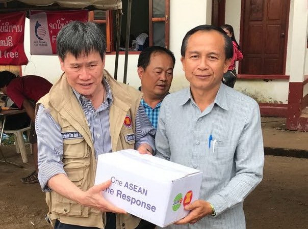 ASEAN Secretary General visits victims of Lao dam collapse ảnh 1 ASEAN Secretary General visits victims of Lao dam collapse ảnh 1