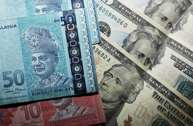Malaysia's ringgit expected to stabilize against US dollar from Q4 2023 ảnh 1