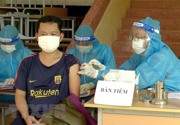 359 new COVID-19 cases recorded on November 5 ảnh 1