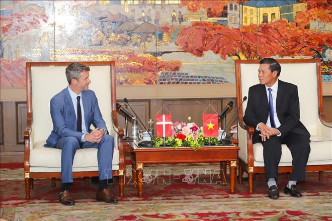 Danish Crown Prince visits Hai Phong to boost energy cooperation ảnh 1
