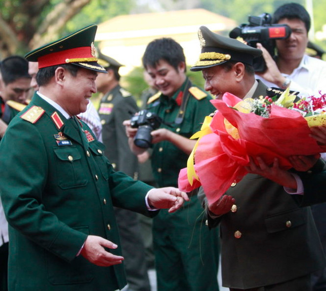 Cambodia seeks deeper defence ties with Vietnam ảnh 1