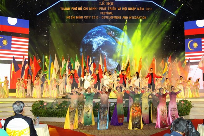 Ho Chi Minh City hosts development, integration festival ảnh 1