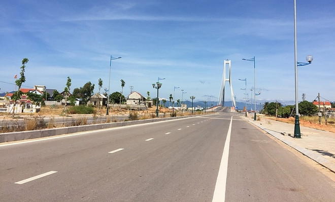 Quang Binh plans over 2 trillion VND for coastal road system ảnh 1